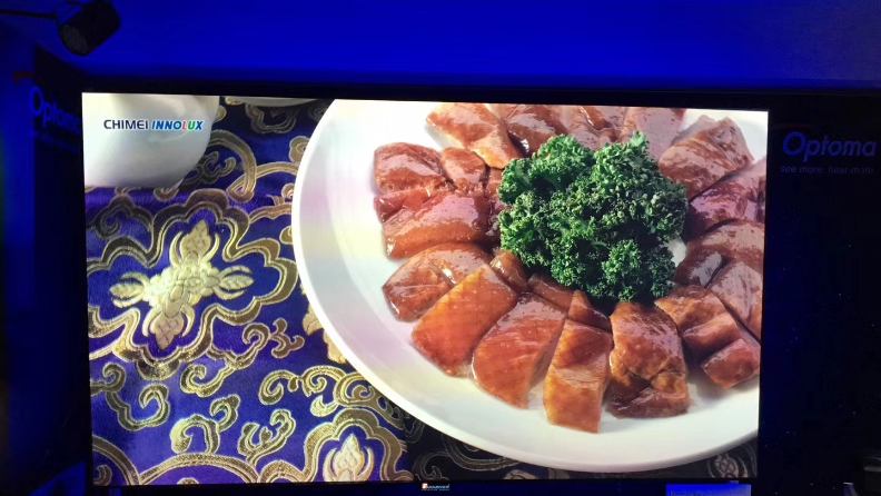 激光電視有哪些優(yōu)點(diǎn)?首先，大屏幕就是爽！